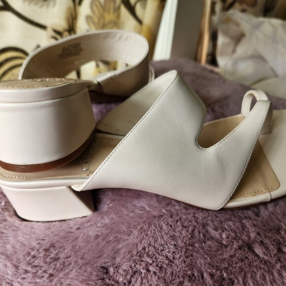 Vincent Camuto Sasienda Ivory Sandals 38.5 8W new - Picture 5 of 6